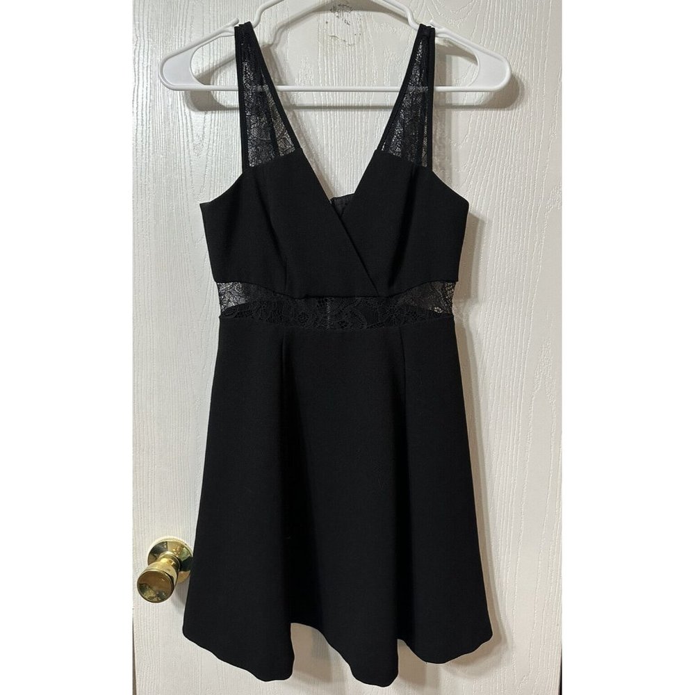 BCBGeneration Solid Black Lace Trim Fit & Flare Mini Dress Sleeveless Party Sz 0